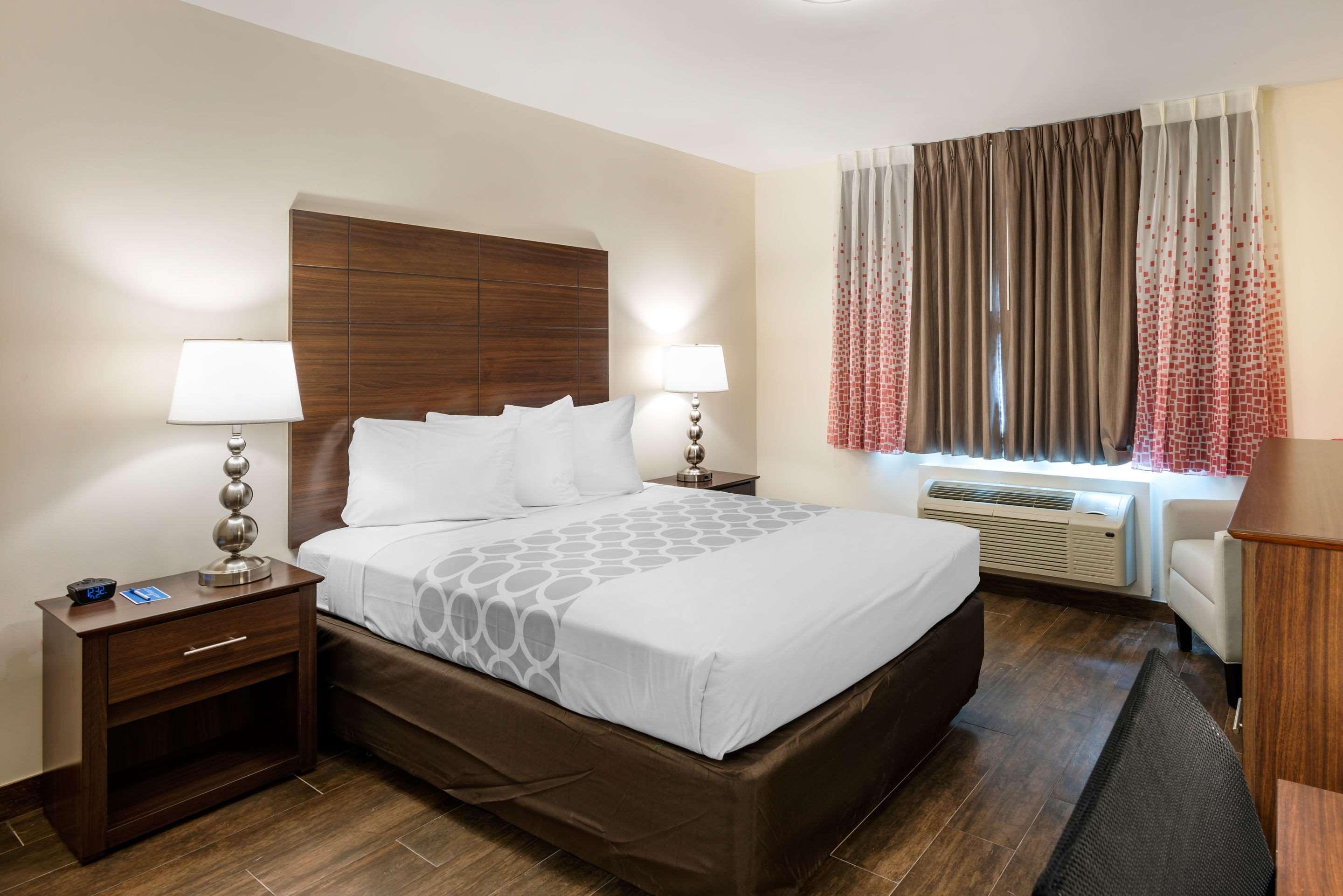 Downtown Hollywood Gardens Inn & Suites Εξωτερικό φωτογραφία